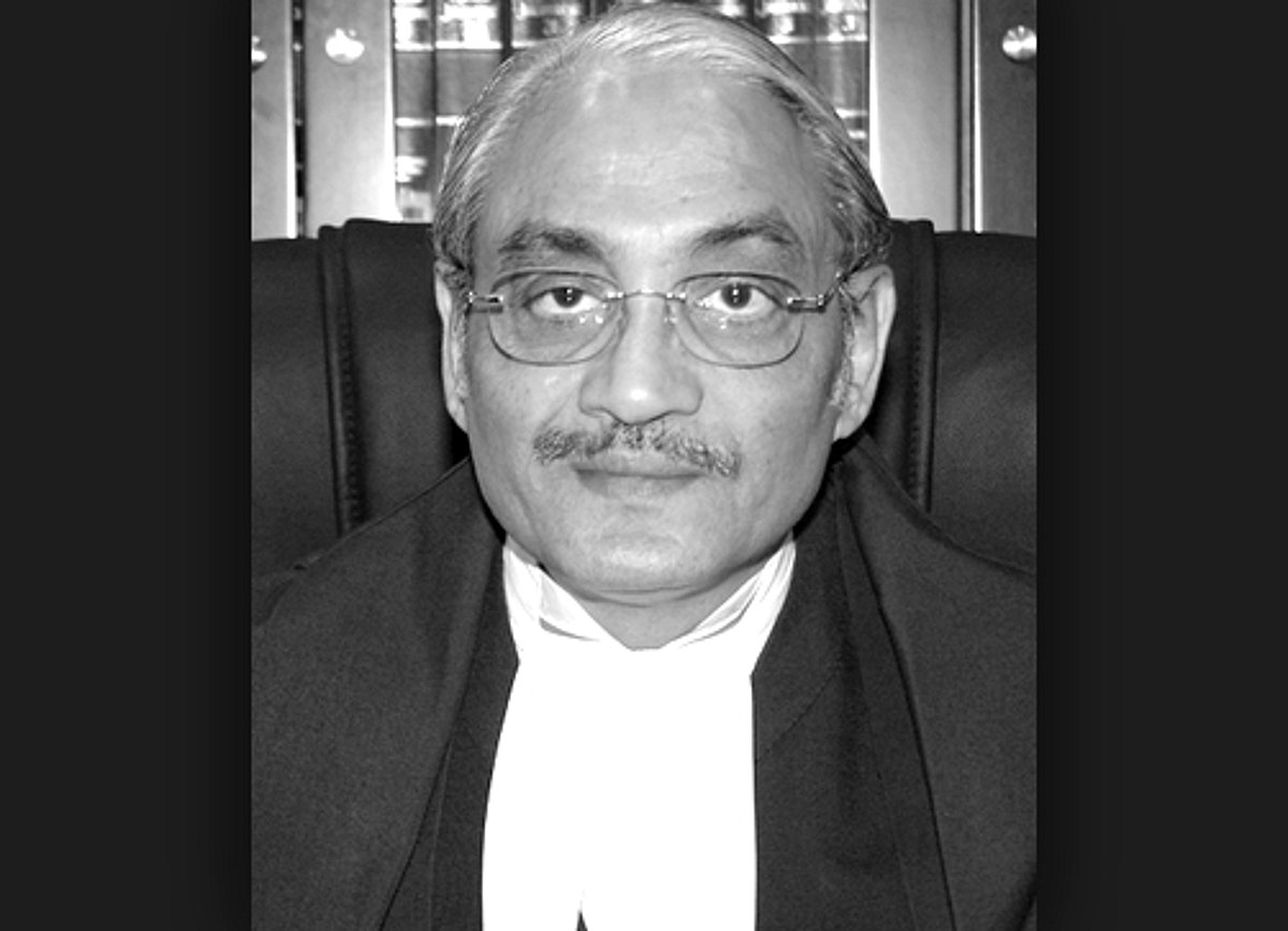 நீதிபதி மீதான பாலியல் புகார்; தீவிர விசாரணைக்கு உத்தரவிடப்படும்: வீரப்பமொய்லி